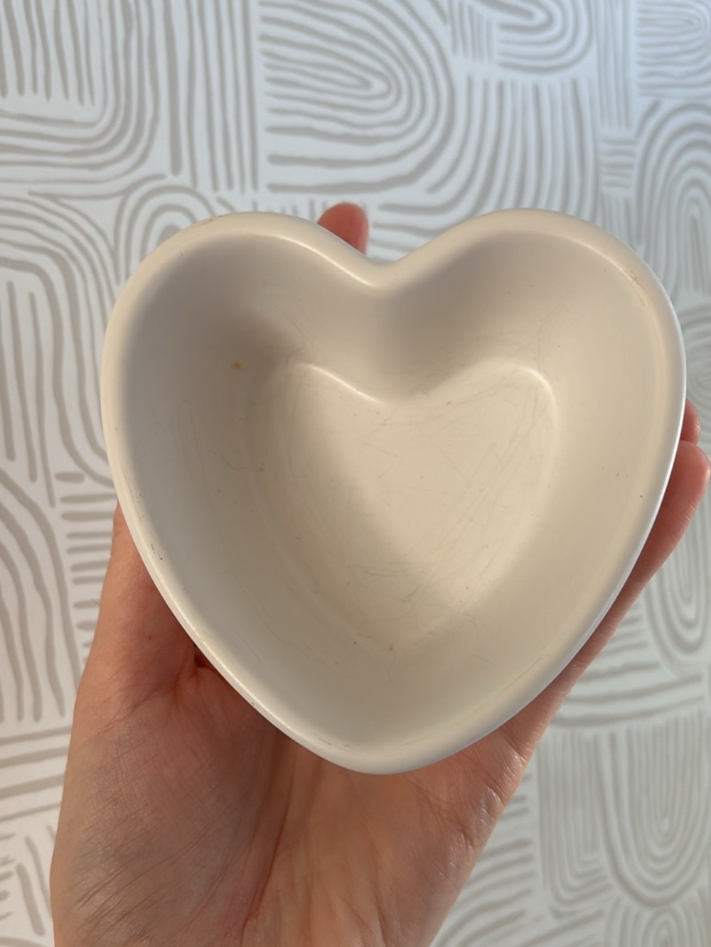 2 Chantal Ceramic Heart Baking Dishes - Picture 4 of 4